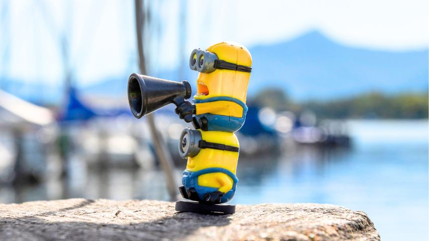 What-Language-Do-the-Minions-Speak-Decoding-Minionese Blokees