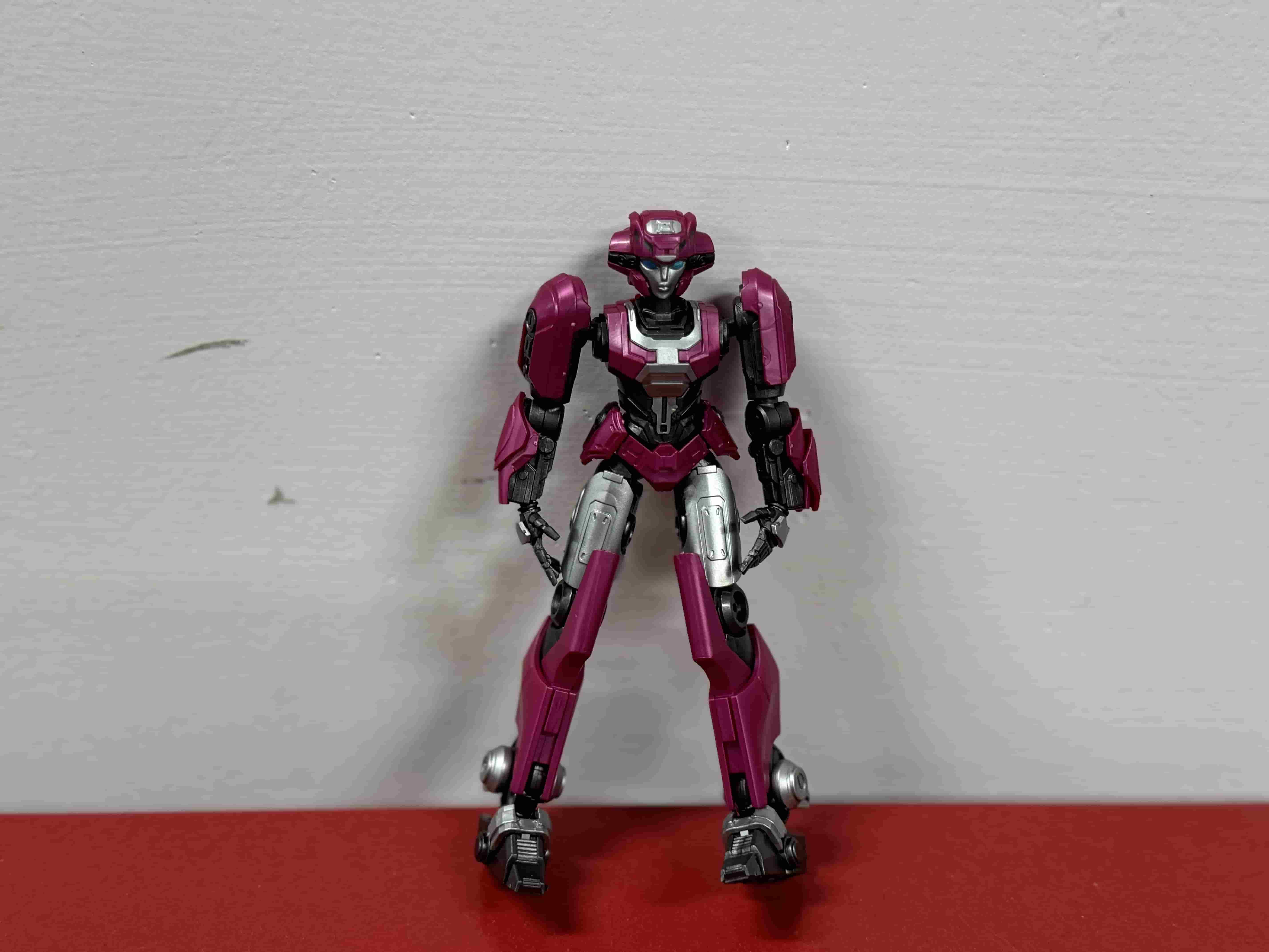 elita one head deceptions ariel character with energon , member with soundwave
