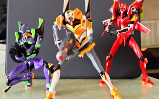 Evangelion-Action-Collecting-the-Mecha-That-Defined-a-Generation Blokees
