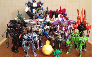 Transformers-13-Primes-Toys-Who-Leads-the-Legendary-Primes Blokees