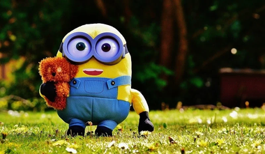 Why-Are-Minions-Yellow-The-Real-Reason-Revealed Blokees