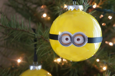 Minions-Christmas-Gift-for-Kids-Perfect-Holiday-Ideas-for Blokees