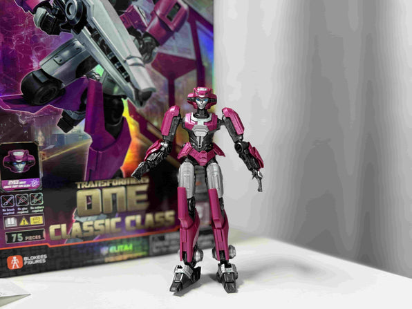 Quest cause elita one head deceptions transport train ariel character with energon , member with soundwave